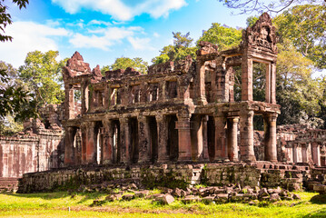 Fototapeta premium Angkor ancient temple ruins in Cambodia