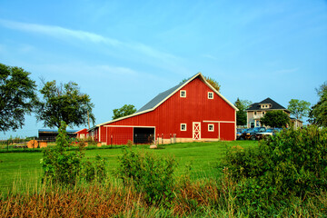 old red barn © Duane