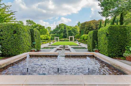 Sunny exterior view of The Dallas Arboretum and Botanical Garden