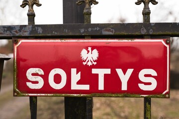 znak sołtysa wsi © Mateusz