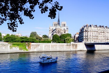 Notre-Dame de Paris vue de l'ext&eacute;rieur 