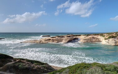 Arches naturelles de S'Archittu, Sardaigne, Italie
