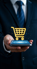 Concept d'e-commerce. Un homme tient un smartphone avec une icône de panier d'achat dorée, dans une ambiance sombre et concentrée. Paiement en ligne et achat en ligne via le téléphone