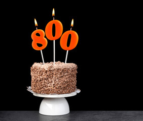 Number of followers or likes - Candle number 800.