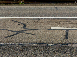 Strassenschäden und Ausbesserungen