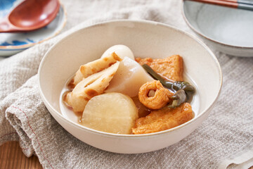おでん - 和の食卓を彩る冬の定番料理