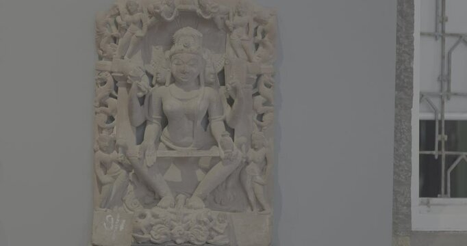 Ancient Stone Bas-relief Of Brahmani Or Brahmi, Is One Of Seven Hindu Mother Goddesses Known As Sapta Matrikas. Ungraded C LOG 2 She Is An Aspect Of Adi Shakti, Possessing rajas Guna And Is Therefore