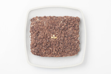  Sirutteok is a rice cake made by mixing rice cake powder with beans or red beans and steaming it...