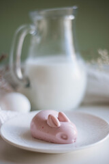 cute easter menu idea: jelly easter bunny