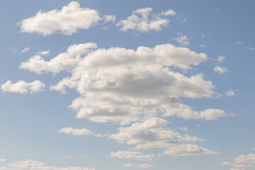 Obraz premium blue sky with white clouds