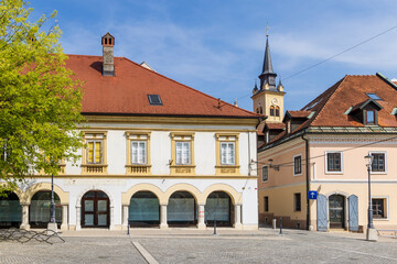 Obraz premium Townscape of picturesque village Novo mesto along Krka river in Dolenjska region in Slovenia