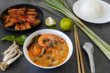 Tom Yum Goong, Thai spicy hot and sour soup with shrimp