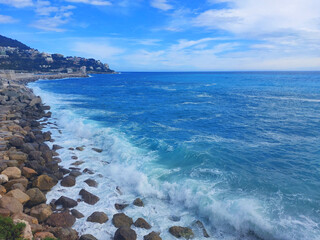 Naklejka premium waves on the beach