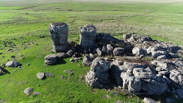 Imagen de dron de It&aacute; Puc&uacute;, Piedra en Mercedes, Corrientes, Argentina