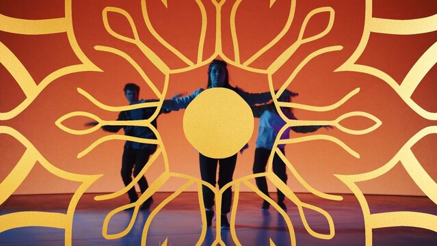 Traditional Mandala Full Screen Transition	