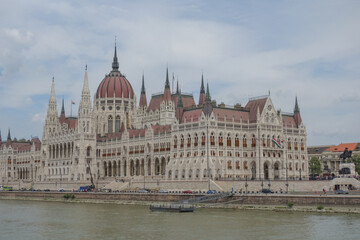 Fototapeta premium Flusskreuzfahrt auf der Donau