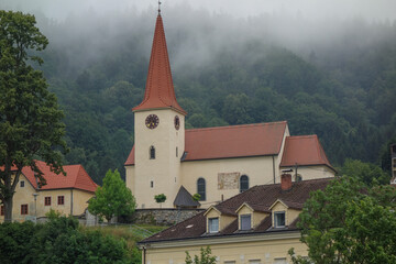 Fototapeta premium Kreuzfahrt auf der Donau