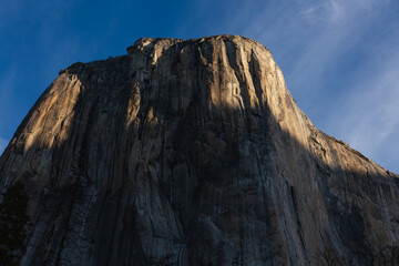 Early morning sun on the mountains, in the nature of Yosemite, California.