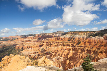 Fototapeta premium Colorful rock formations at Cedar Breaks National Monument, Utah