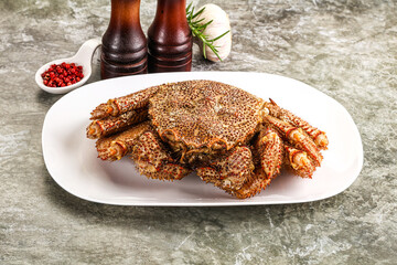 Delicous gurmet Steamed hairy crab