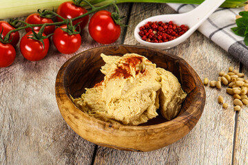 Natural chickpea hummus with paprika