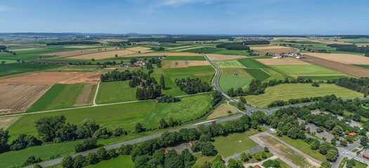 Die ländliche Stadt Freystadt an der Schwarzach in der Oberpfalz von oben 
