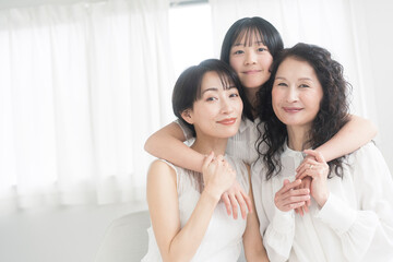 Fototapeta premium 3世代母娘のビューティーイメージ
