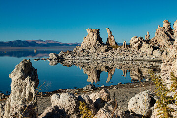 Momo Lake, California USA. Mono Lake Tufa State Natural Reserve