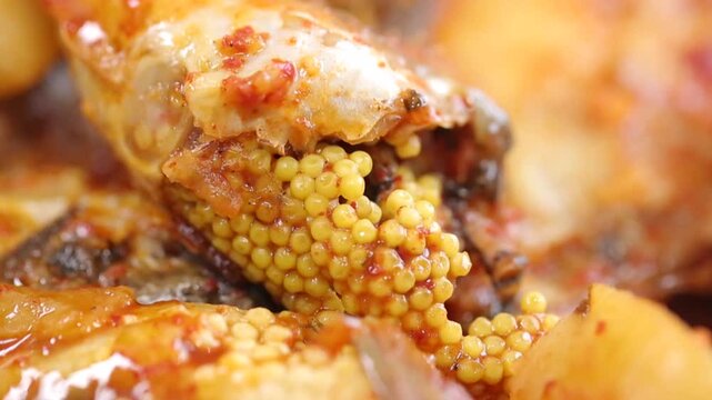 Sailfin sandfish with roe in spicy assorted braised fish