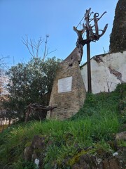 The Oak of Tasso, located on the Gianicolo Hill in Rome. The monument commemorates the poet Torquato Tasso, who is said to have rested here in his final days.