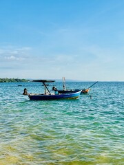 Fototapeta premium boats on the sea on a sunny day