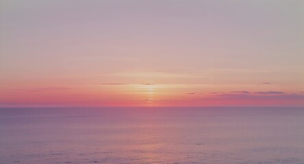 Obraz premium Sunset over ocean captured in film negative frame.