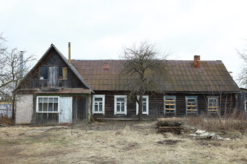 old house in the countryside