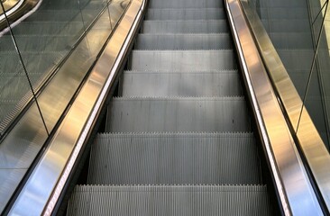 Escalator Detailed View