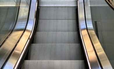 Escalator Detailed View