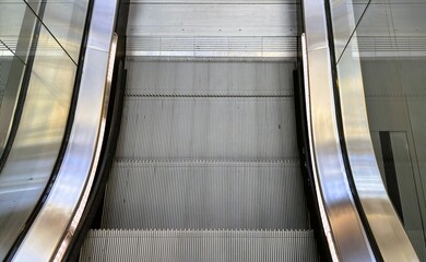 Escalator Detailed View