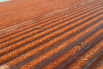 錆びた波トタンの屋根