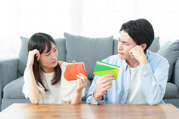 夫婦喧嘩　お金のトラブル