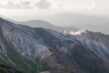 Fototapeta premium 夕暮れと山々