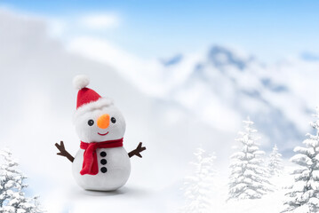 雪山と雪だるま