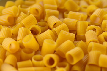 macro oof raw pasta