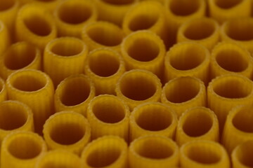 macro oof raw pasta