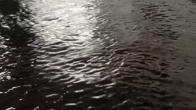 Appearance of the deka distance of flowing rainwater