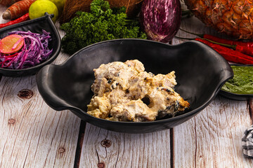 Chicken tikka with cream sauce