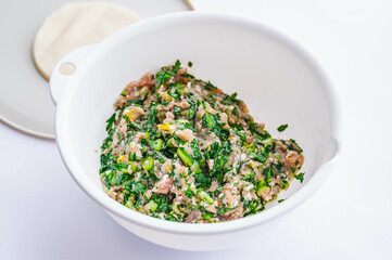 春菊とレモンの餃子の具材