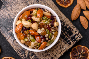 Honeyed cashew nuts, walnuts, hazelnuts, pine nuts and dried fruits
