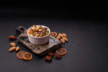 Honeyed cashew nuts, walnuts, hazelnuts, pine nuts and dried fruits