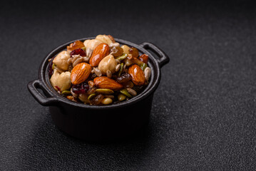 Honeyed cashew nuts, walnuts, hazelnuts, pine nuts and dried fruits