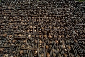 A large number of human skulls.