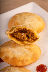 Primer plano de Empanada de Carne Molida.